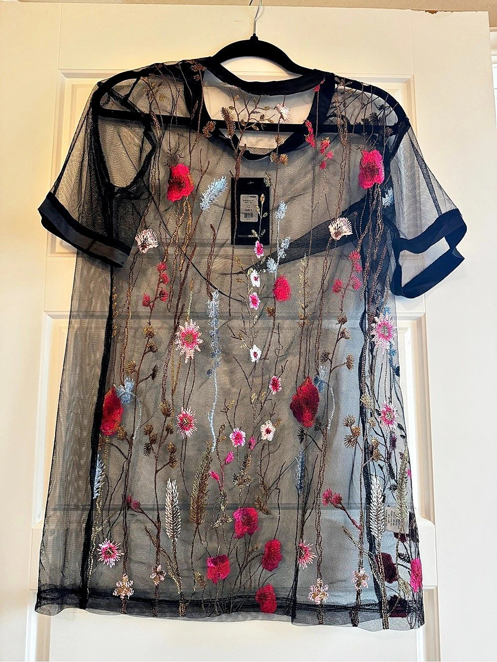 Fashion Nova Raining Daisies Mesh Top Floral Mesh Top in Black & Pink Size Small